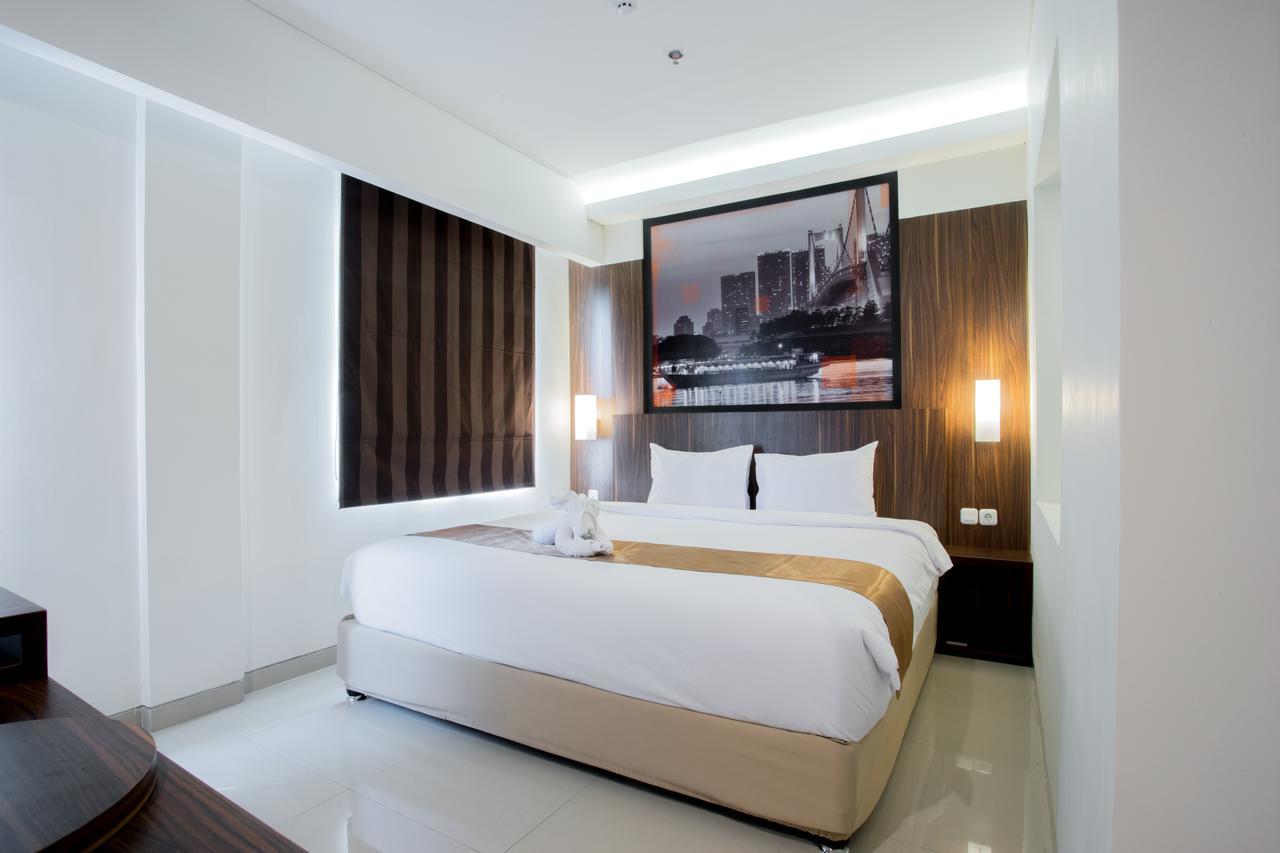 Bliss Soetta Hotel Семаранг Экстерьер фото